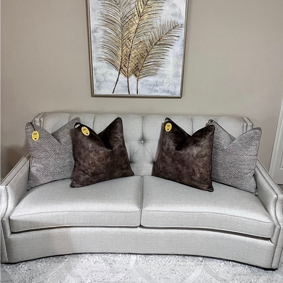 1- NWT CALLISTO HOME DECORATIVE PILLOW (Read description for details) - Picture 4 of 13